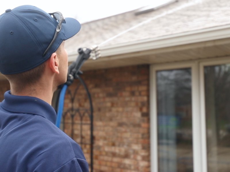 Roof cleaning with high pressure cleaner